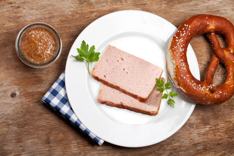 Leberkäse-Laugenbröchen Burger