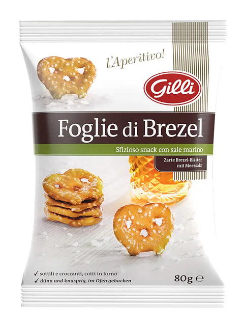 Verschlossene Tüte Gilli Foglie di Brezel, italienische Brezel-Blätter mit Meersalz, vor weißem Grund.