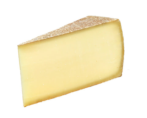 Bergkäse, milder Bergalmkäse aus Österreich, 6 Monate gereift
